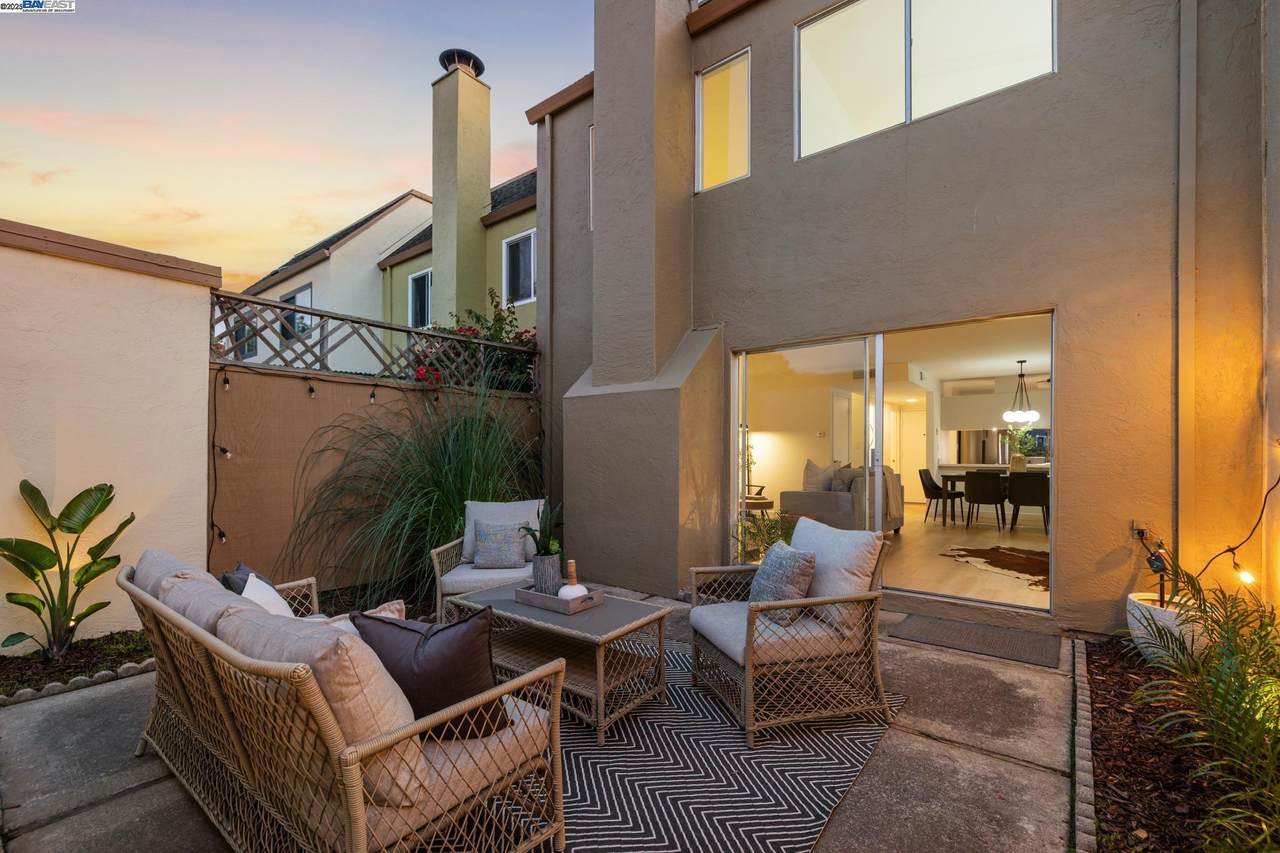 3032 Linda Vista - Photo 1