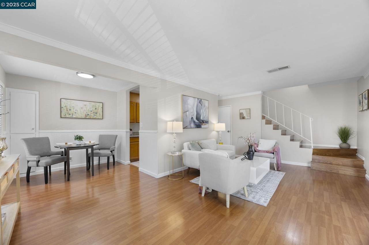 2045 Sierra Rd 2 - Photo 1