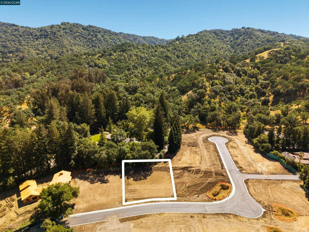 81 Dot Drive - Photo 1