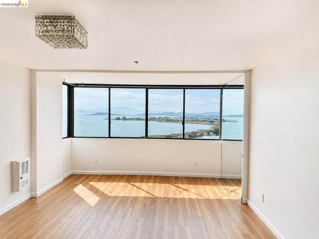 555 Pierce St 735 - Photo 1