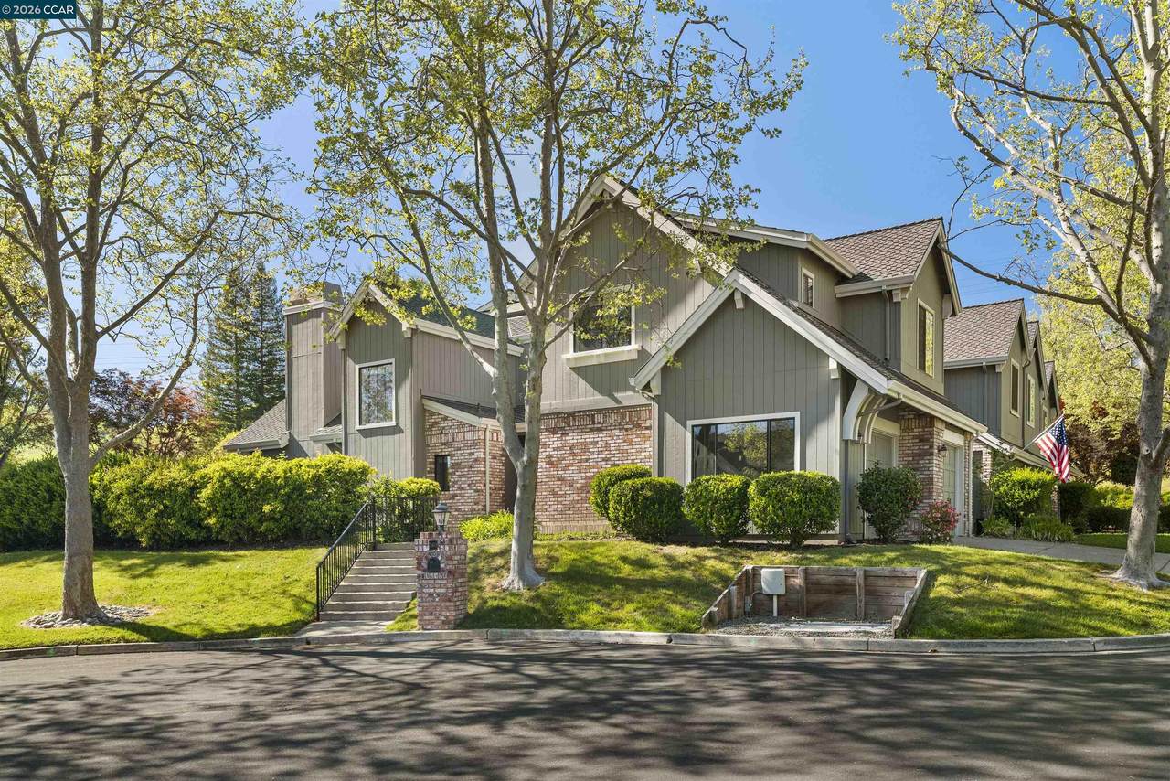 360 Eagle Nest Lane - Photo 1
