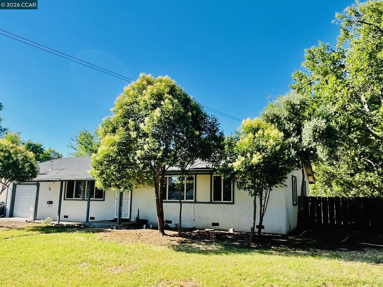 2085 Acwron Dr - Photo 1