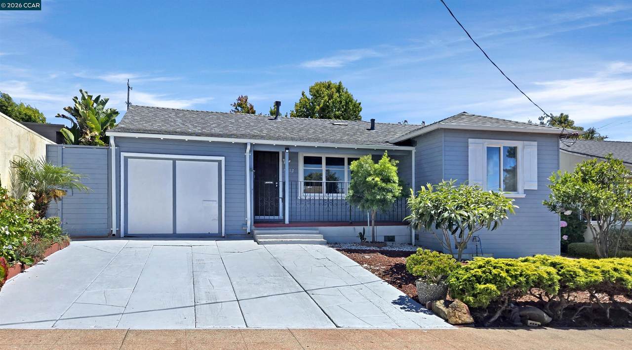 5512 Santa Cruz Ave - Photo 1