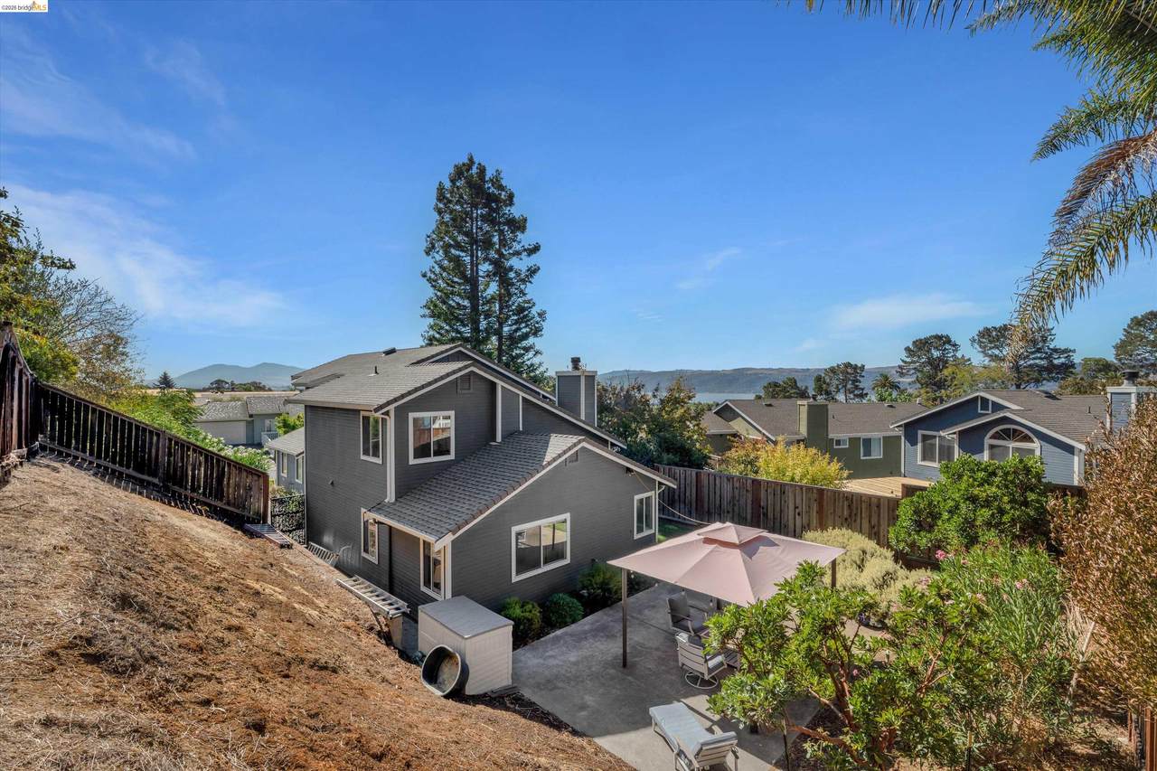 1835 Mountview Ter - Photo 1