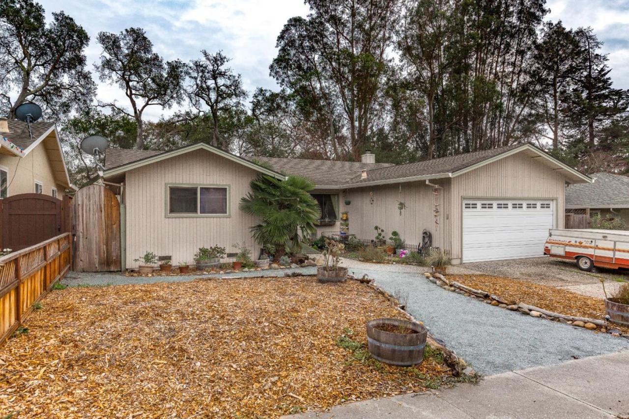 3140 Mulberry Dr - Photo 1