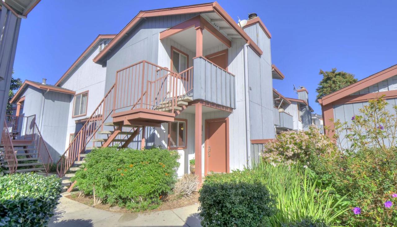 84 Rancho Dr D - Photo 1