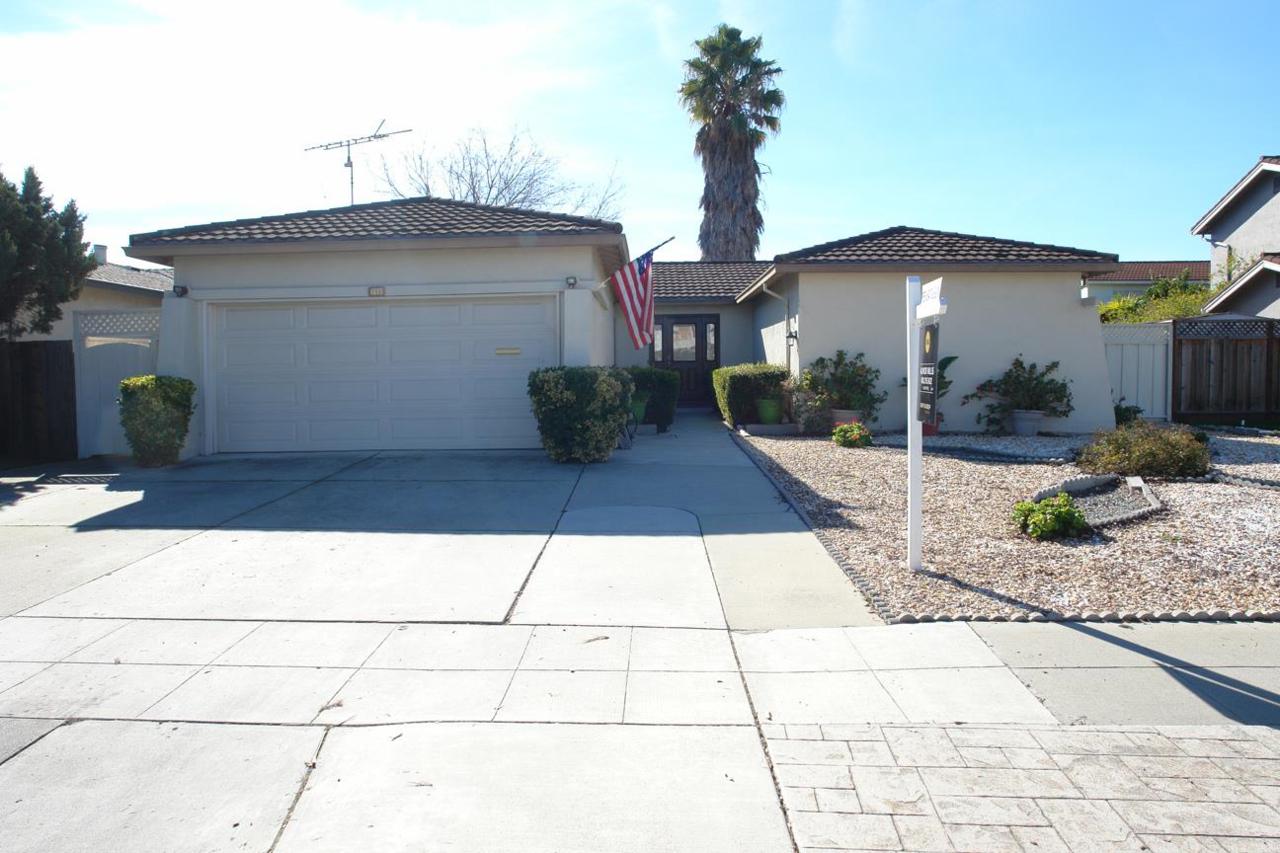750 Azule Ave - Photo 1