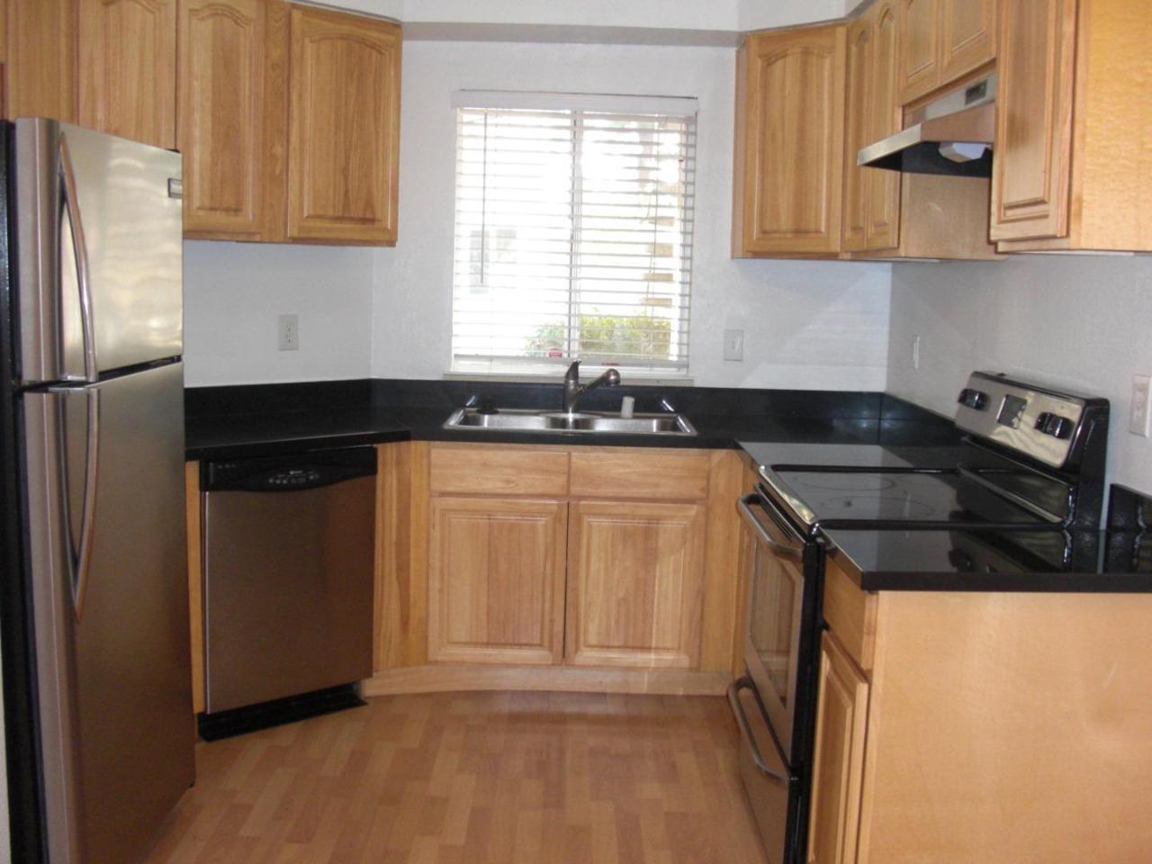 1016 Cedar Gables Dr - Photo 1