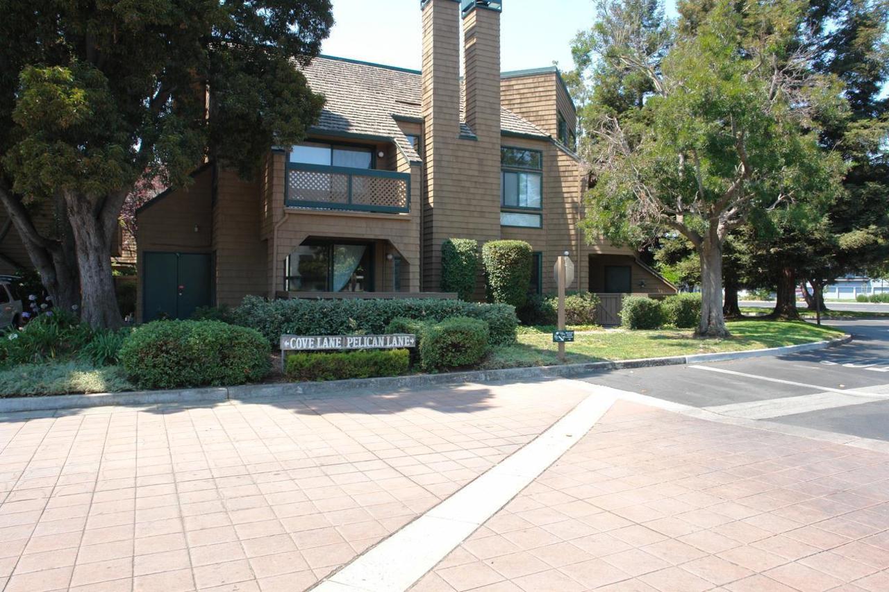 4 Cove Ln - Photo 1