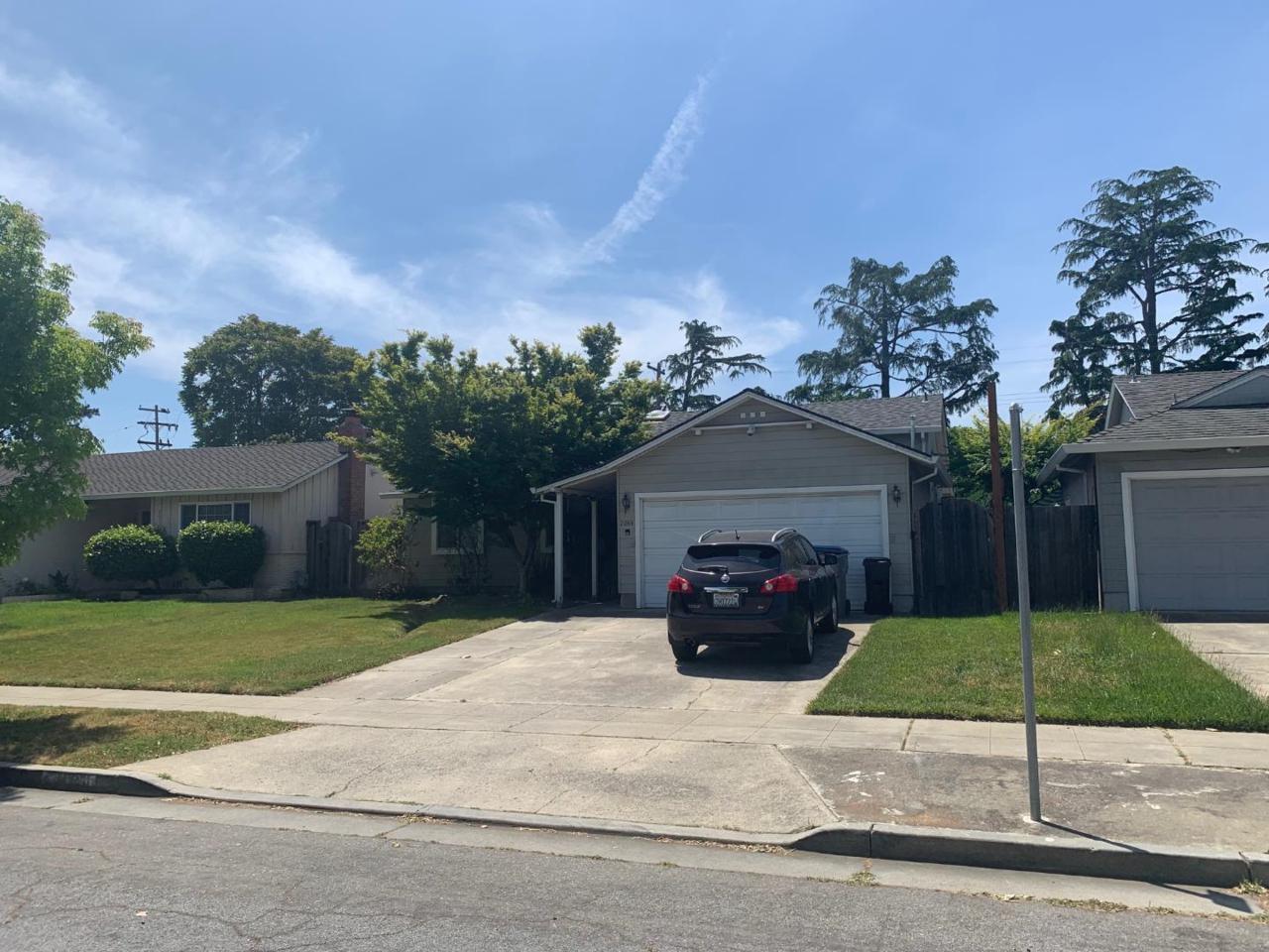 2084 Leon Dr - Photo 1