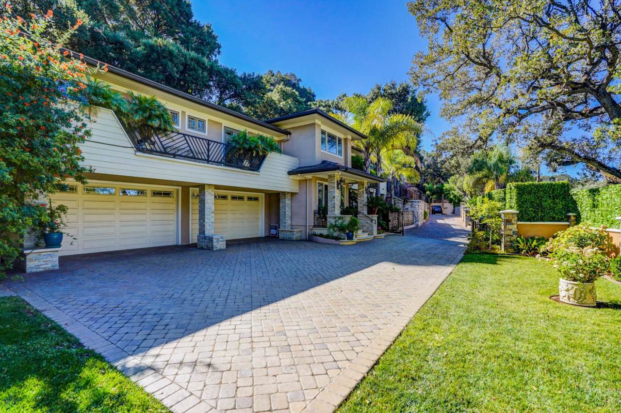780 El Monte Ave - Photo 1