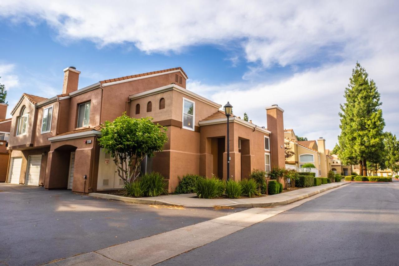 6929 Rodling Dr F - Photo 1