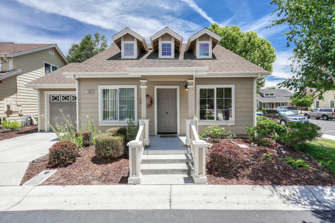 1531 Bianca Way - Photo 1