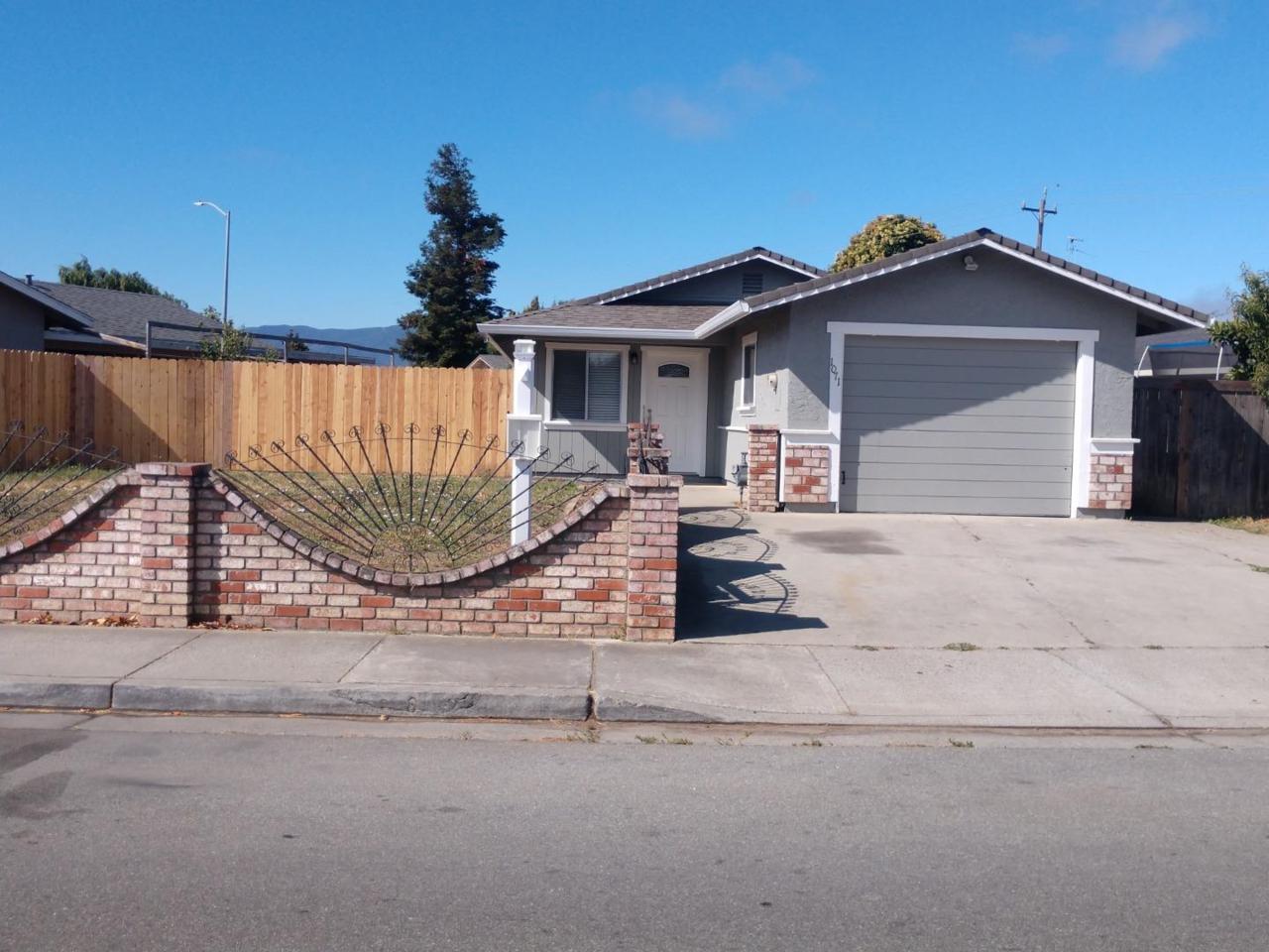 1071 Central Ave - Photo 1
