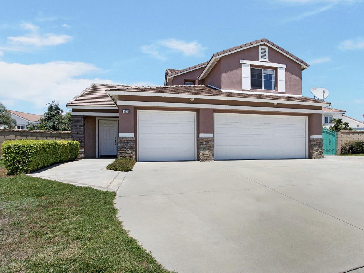 5058 Grand Ave - Photo 1