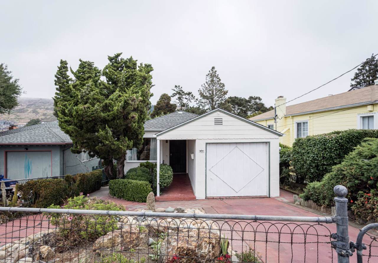 2443 Mather Dr - Photo 1