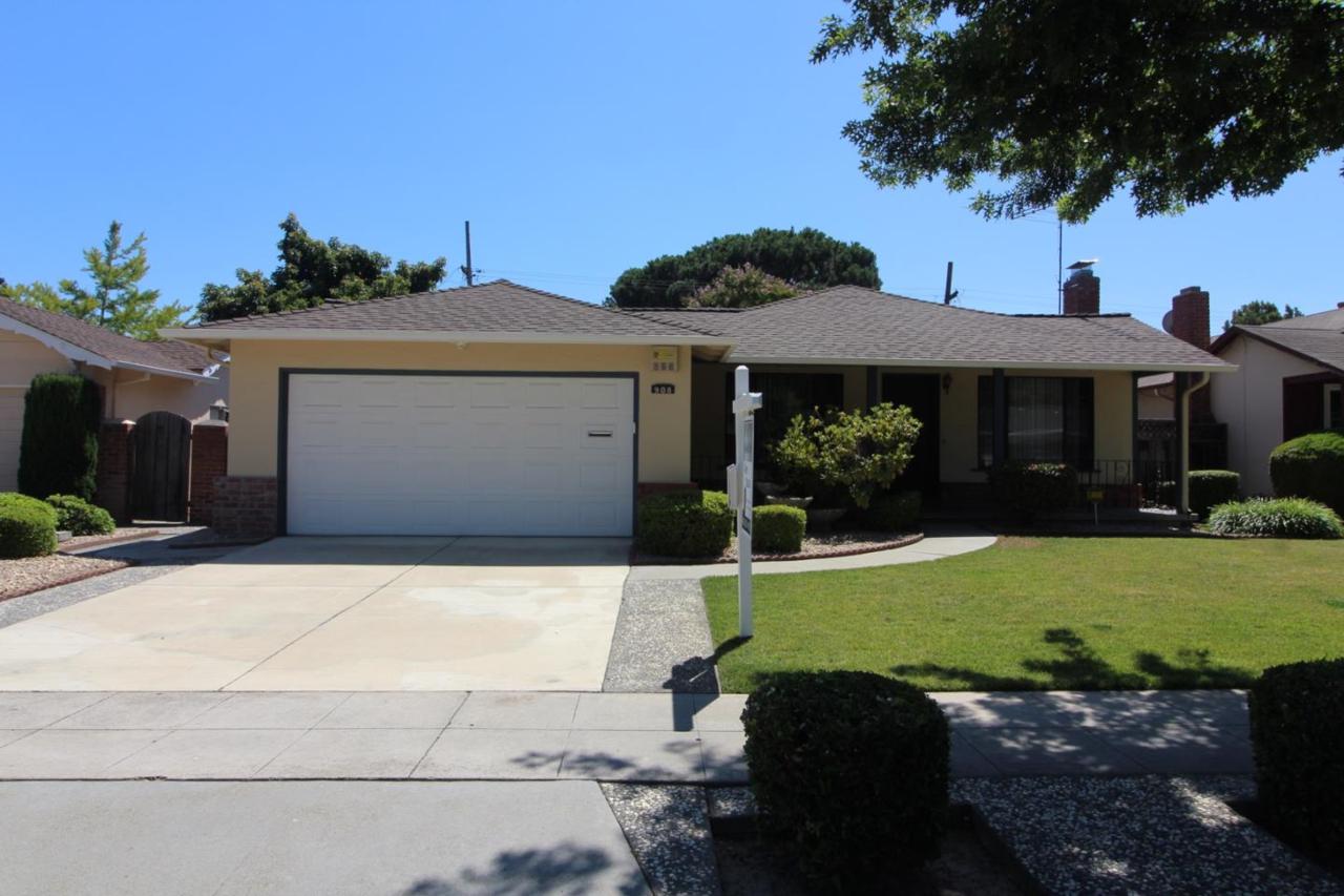 908 Blair Ave - Photo 1