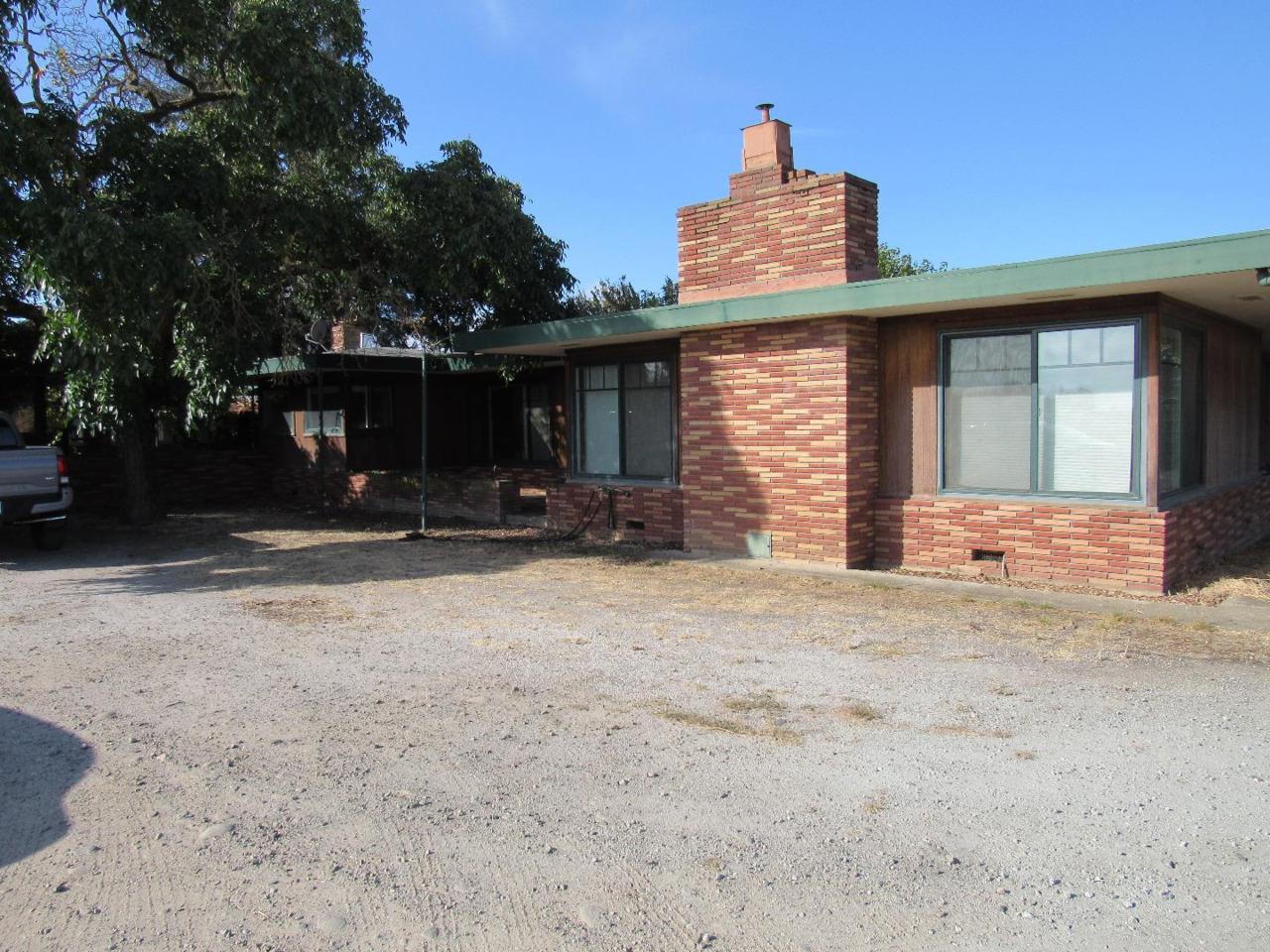 330 Day Rd - Photo 1