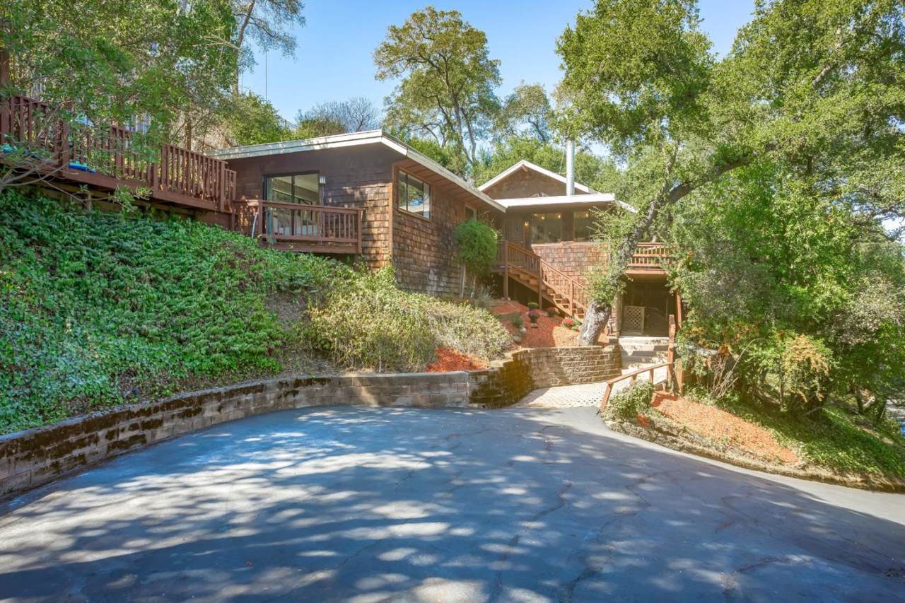 52 Jackson St - Photo 1