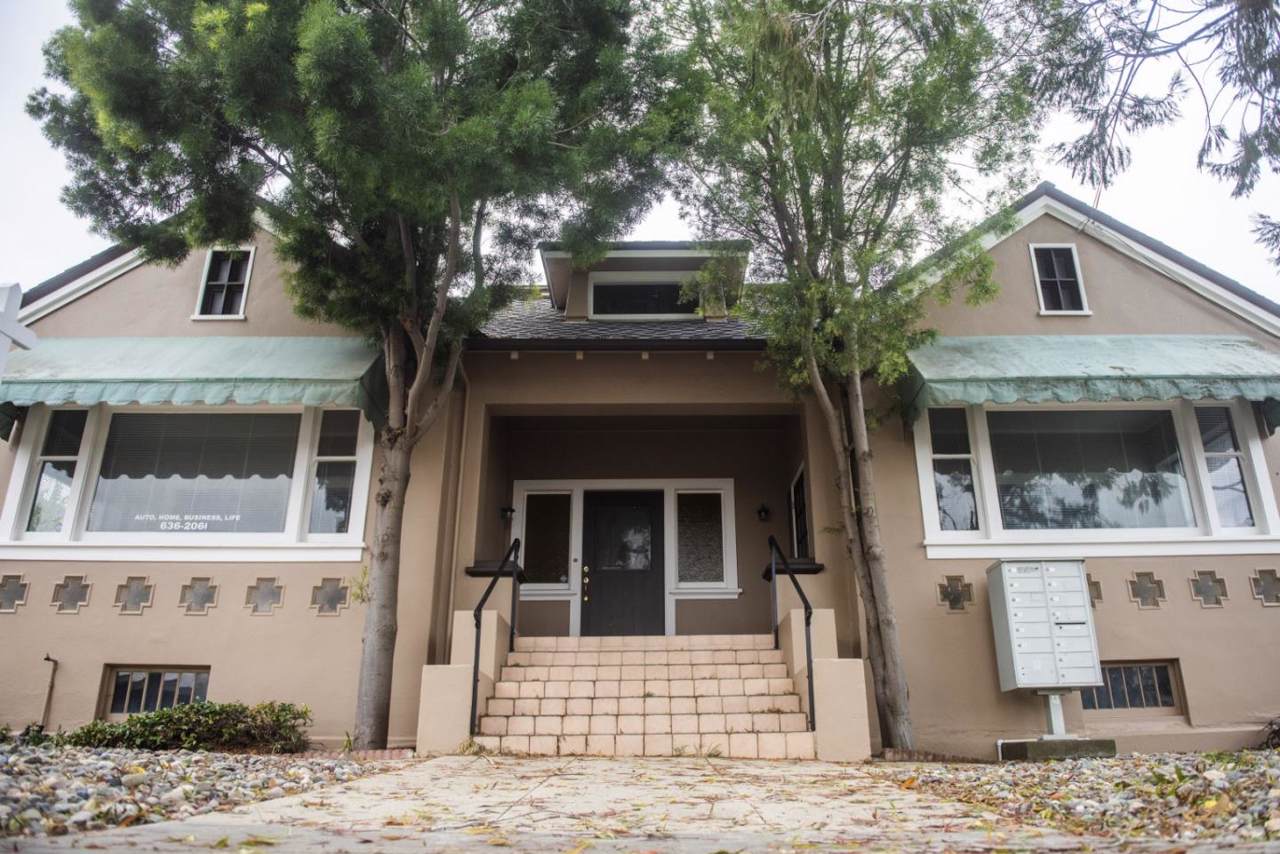930 San Benito St - Photo 1