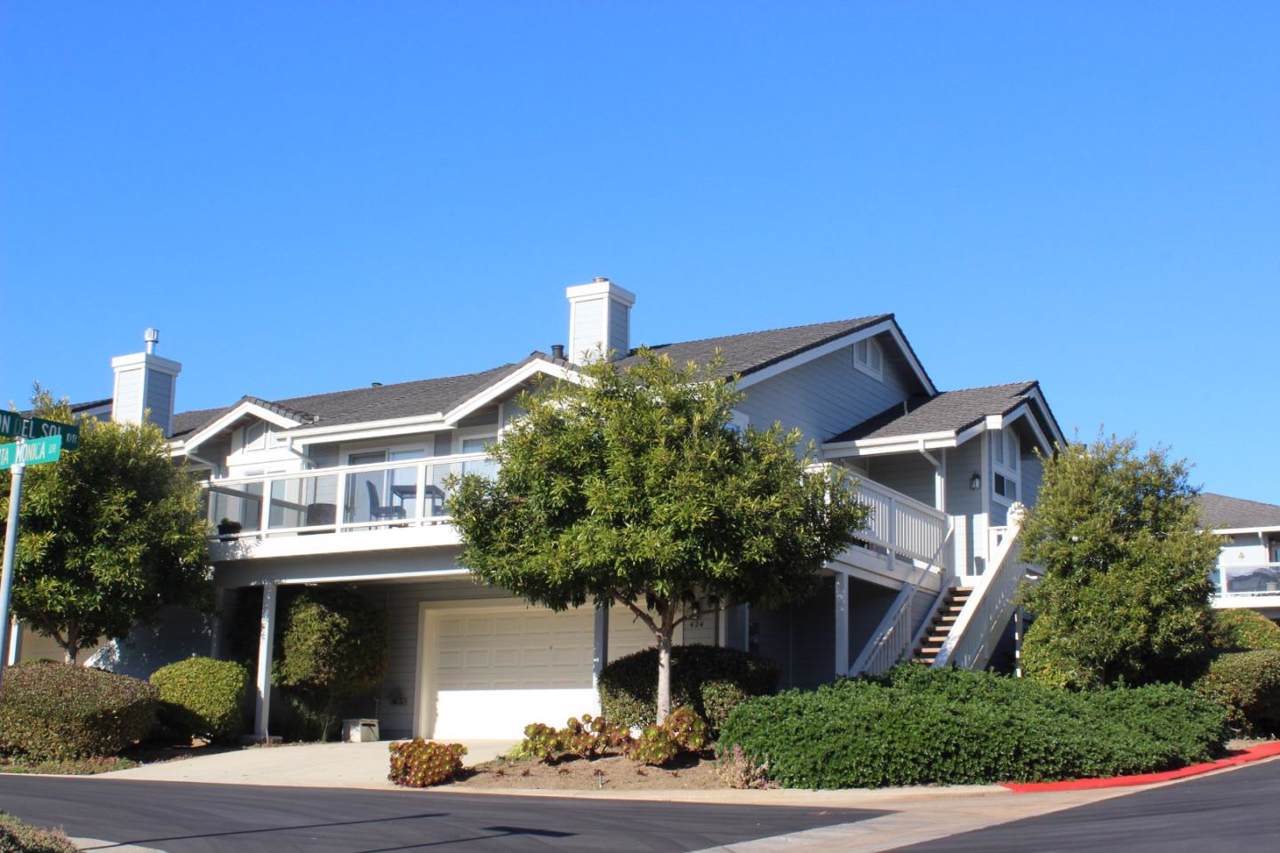 424 Santa Monica Dr - Photo 1