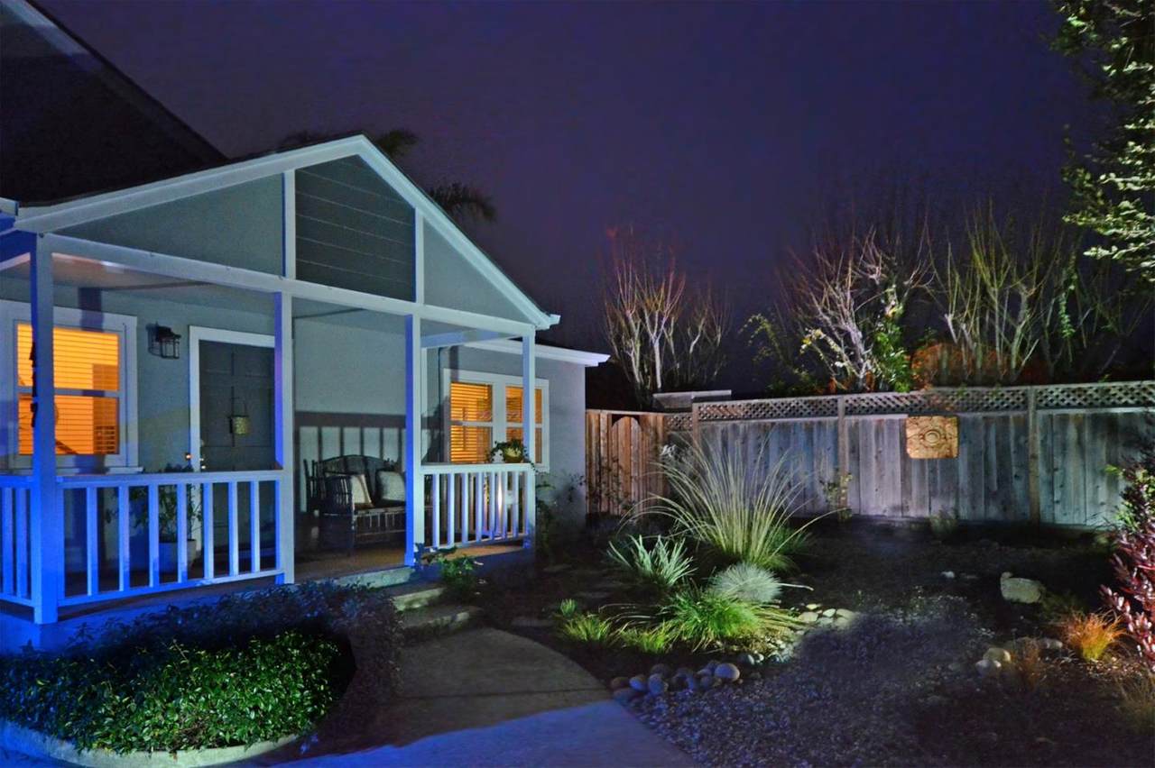 417 Park Way - Photo 1
