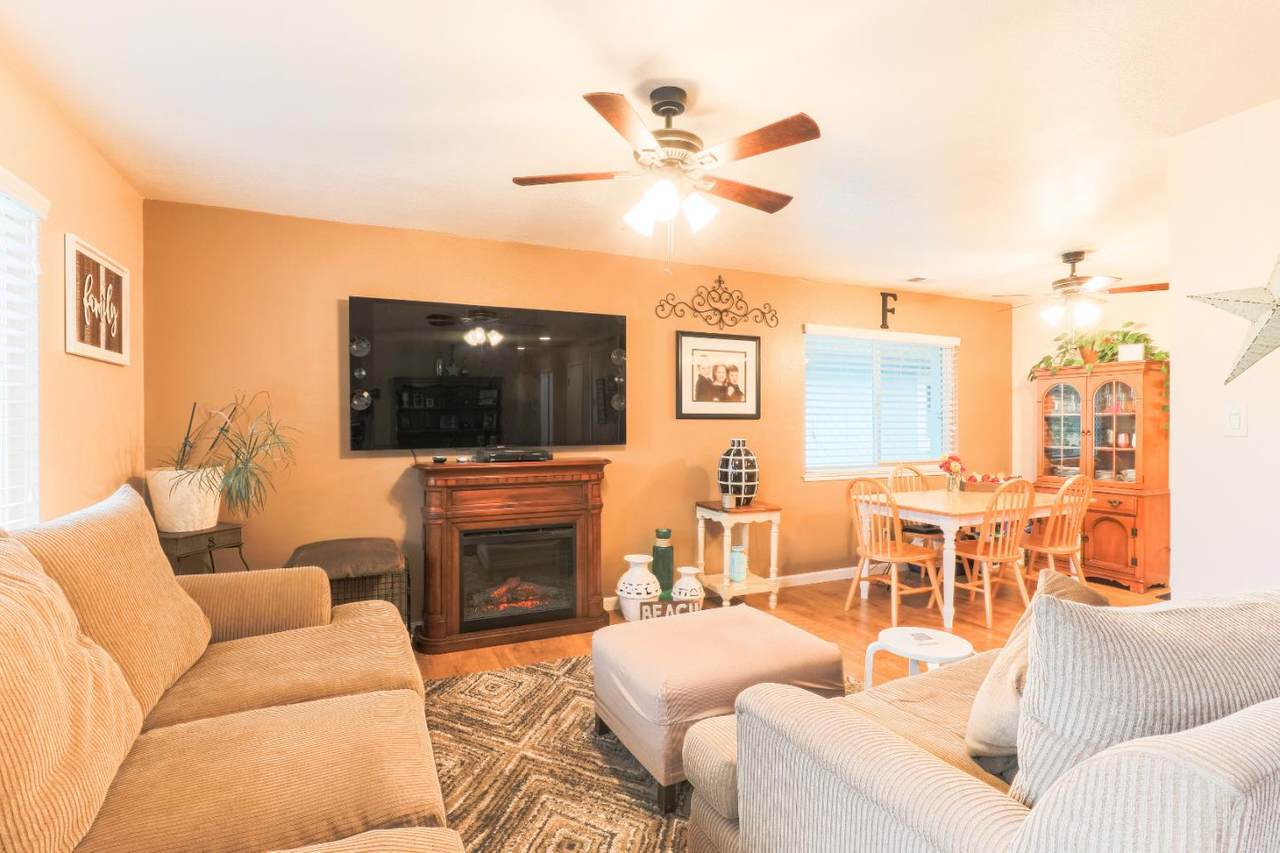 1140 Callas Ln 4 - Photo 1