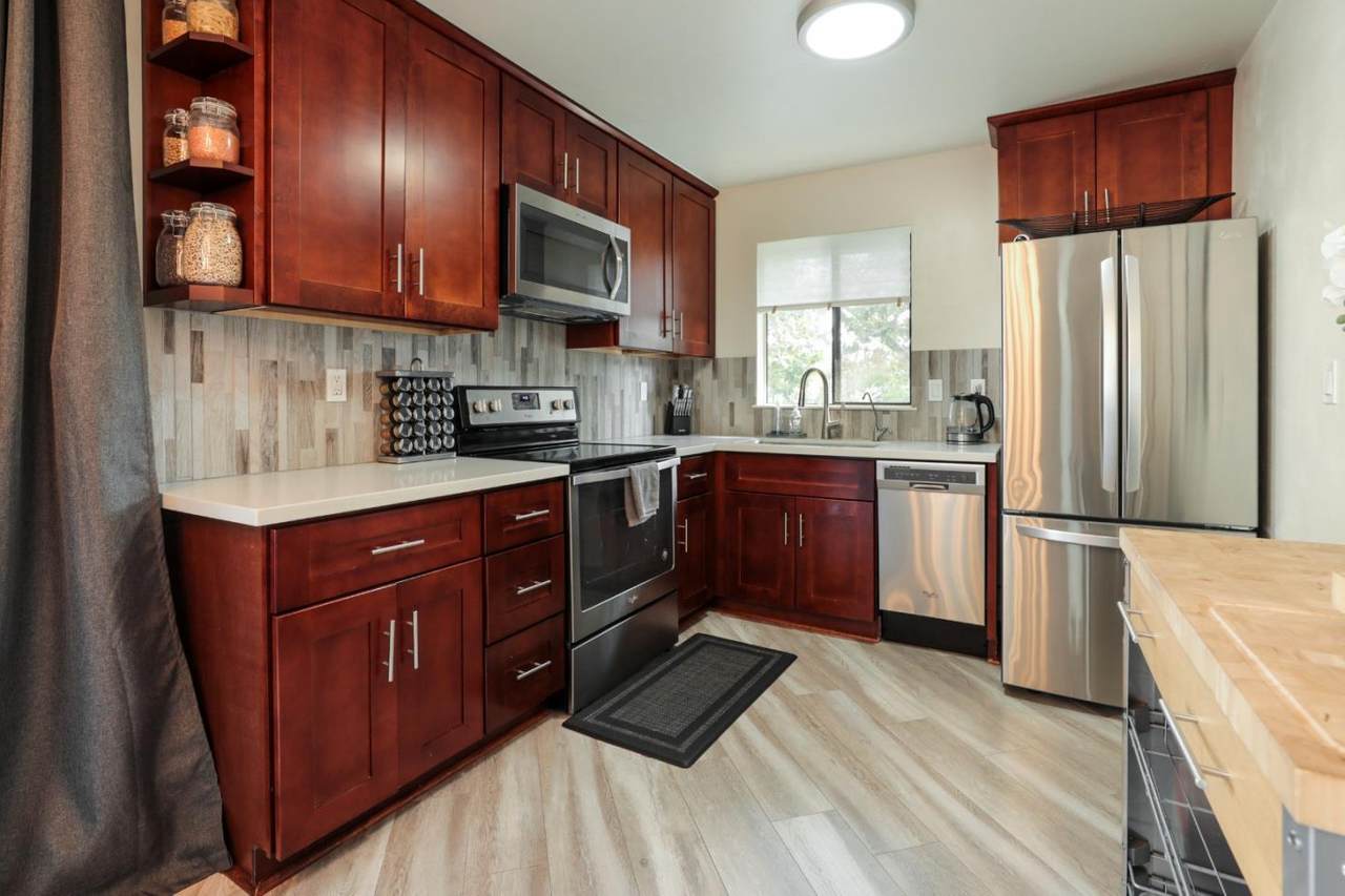 77 Rancho Dr C - Photo 1