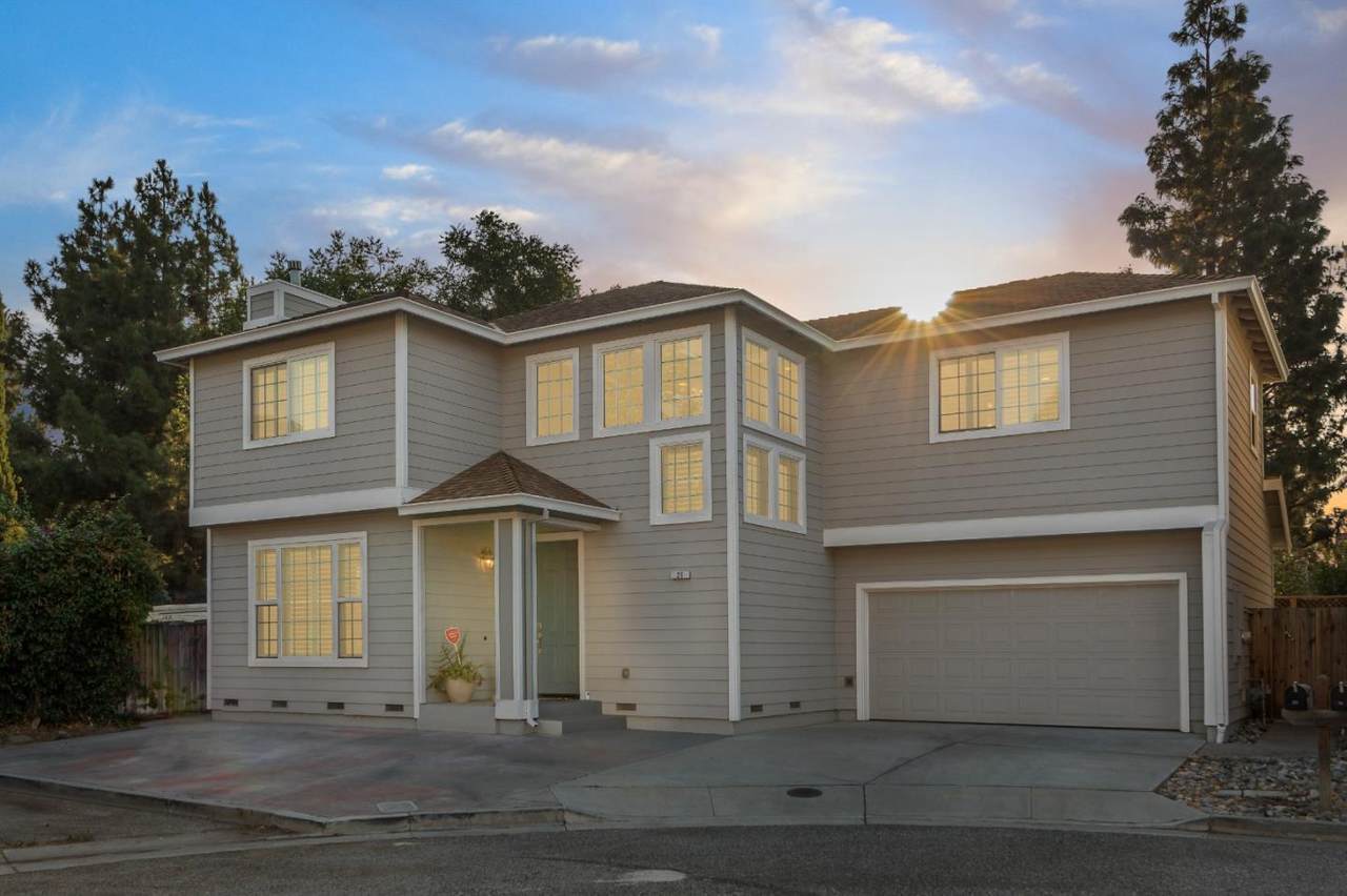 20 Larisa Oaks Pl - Photo 1