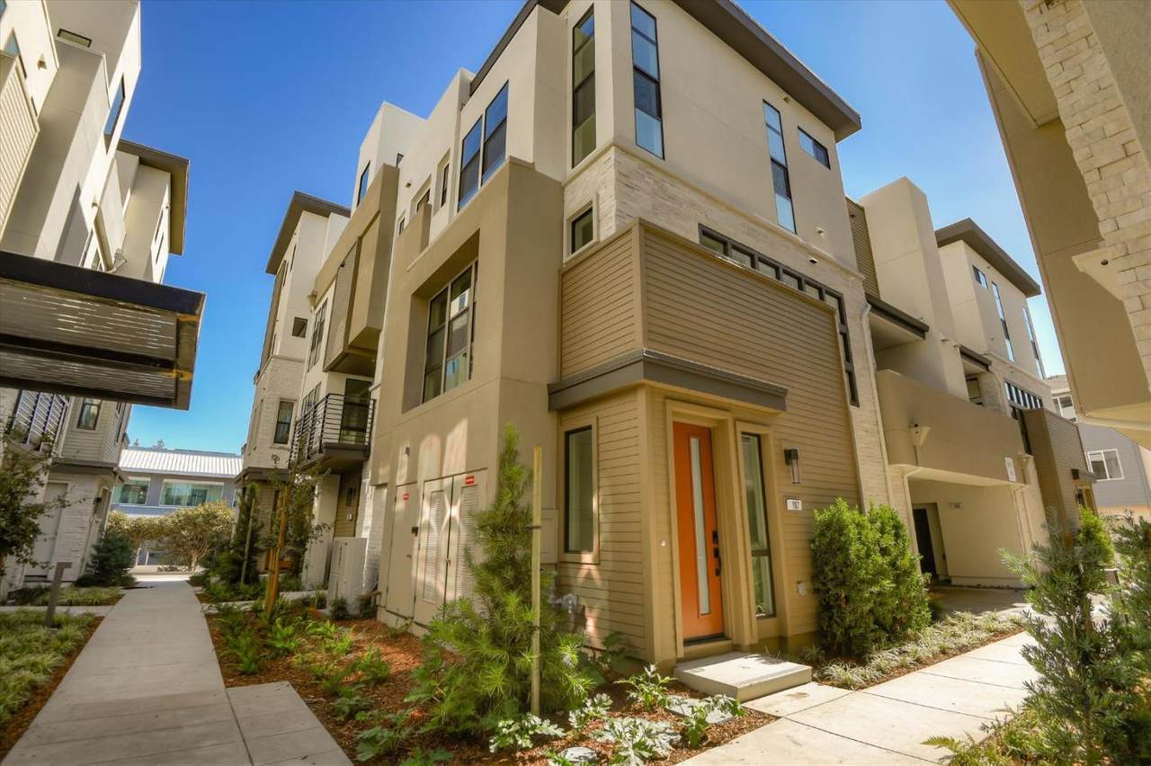 3370 Eichers Pl. Builidng 2, 111 - Photo 1