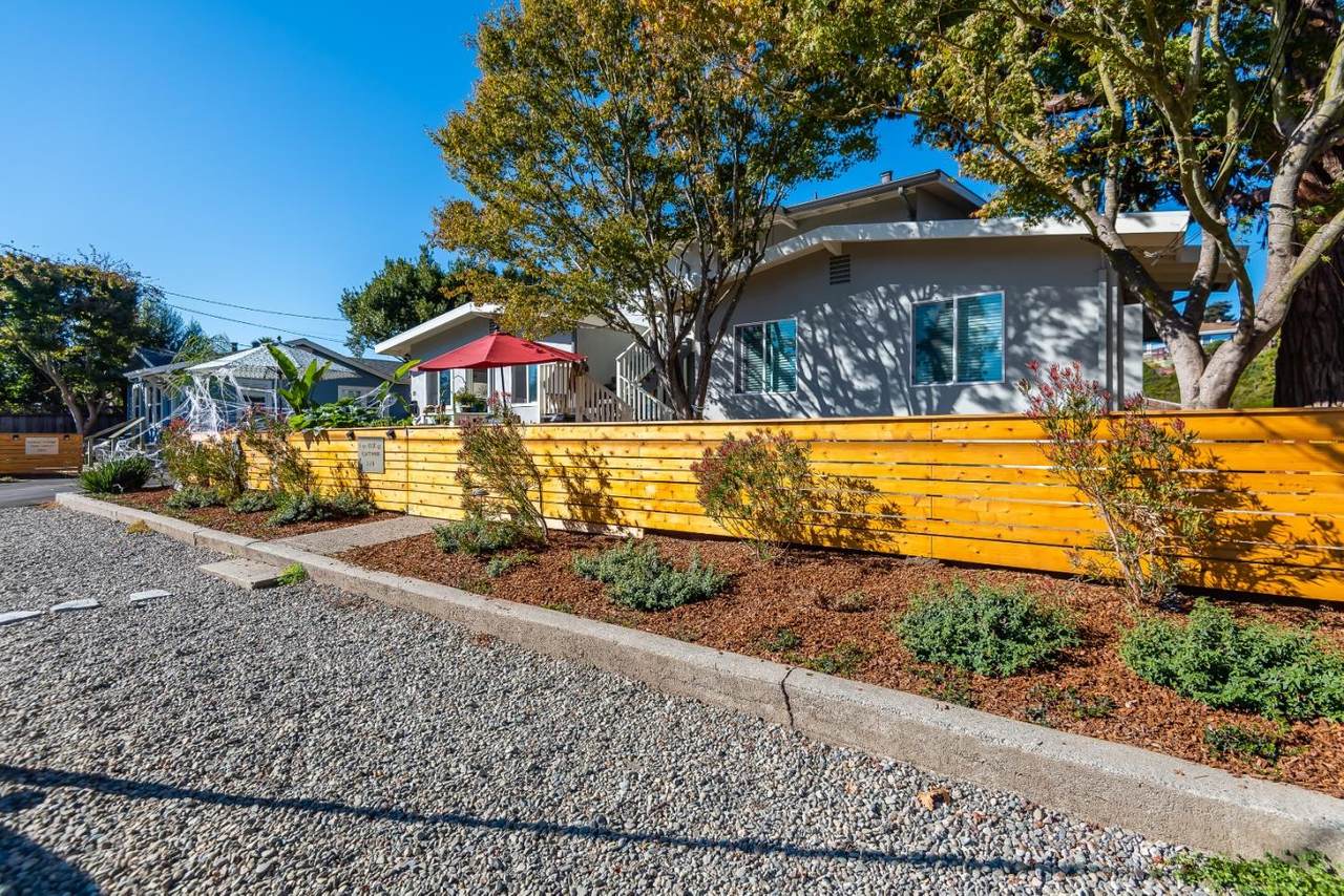 2801 Daubenbiss Ave - Photo 1