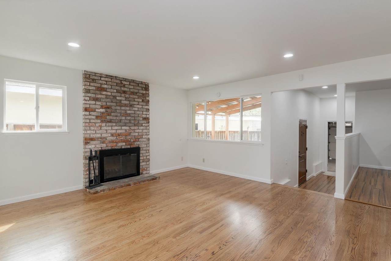 1860 Camphor Ct - Photo 1