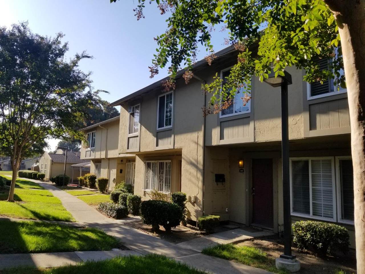 1540 Fledermaus Ct - Photo 1