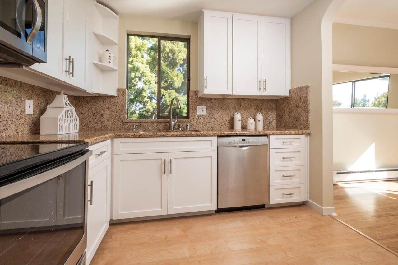 217 8th Ave 301 - Photo 1