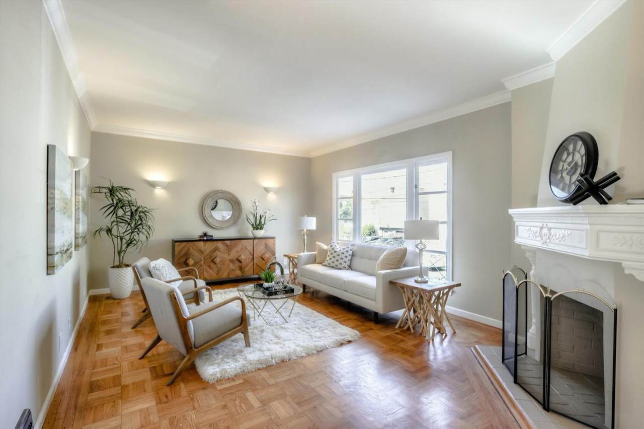 115 Moltke St - Photo 1