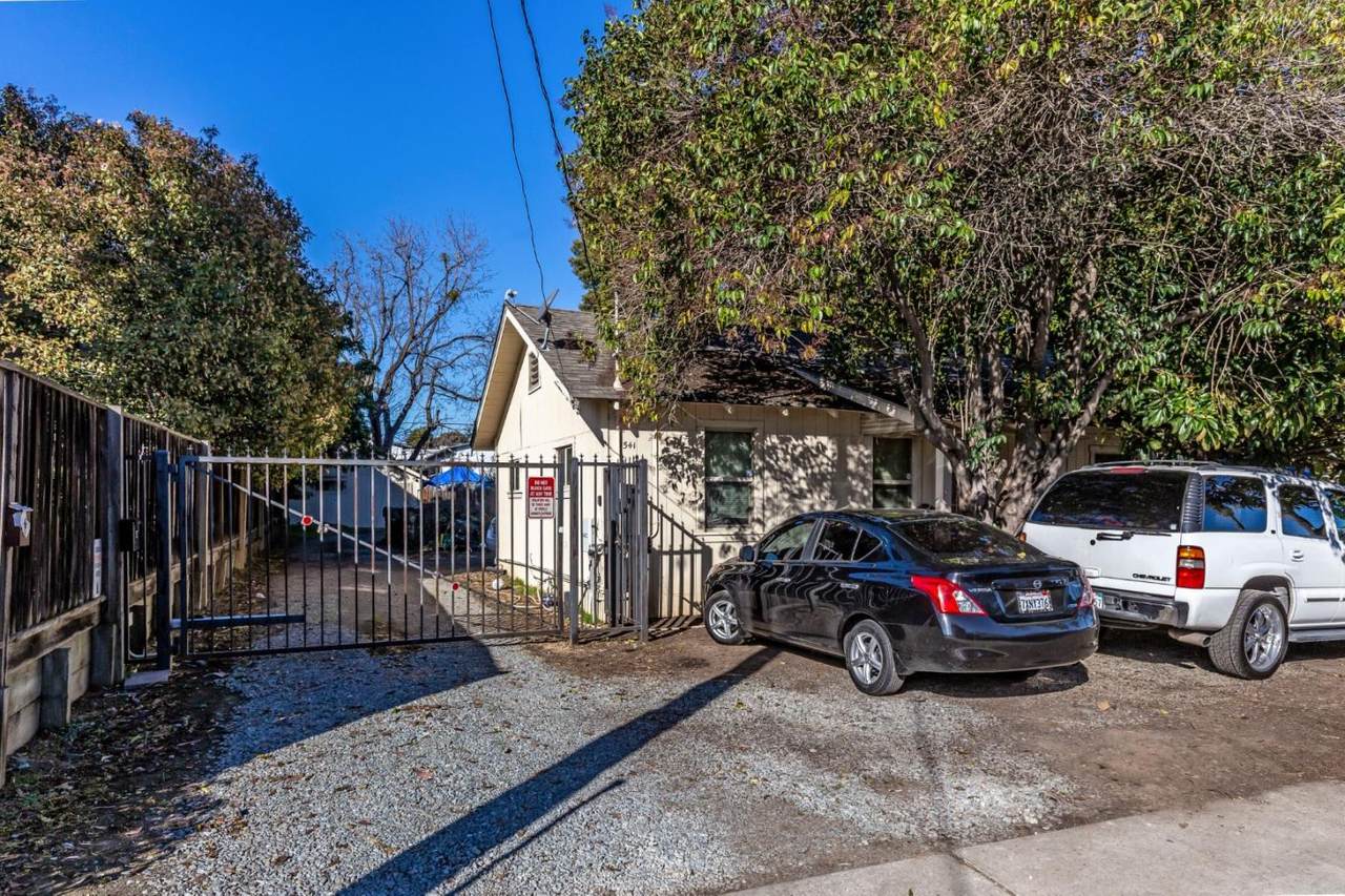 541 Page St - Photo 1