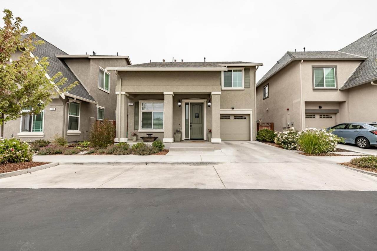 127 Springtime Cir - Photo 1