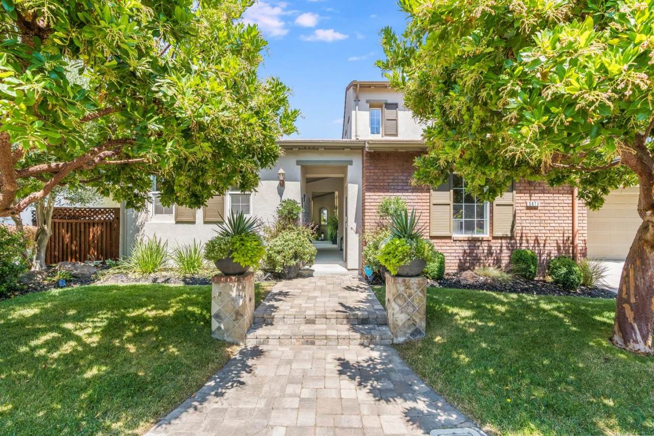 5970 Winged Foot Dr - Photo 1