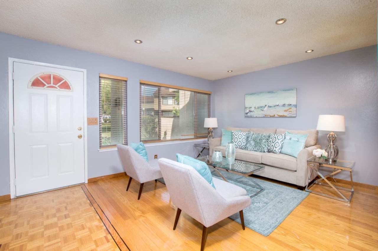 2305 Meadowmont Dr - Photo 1