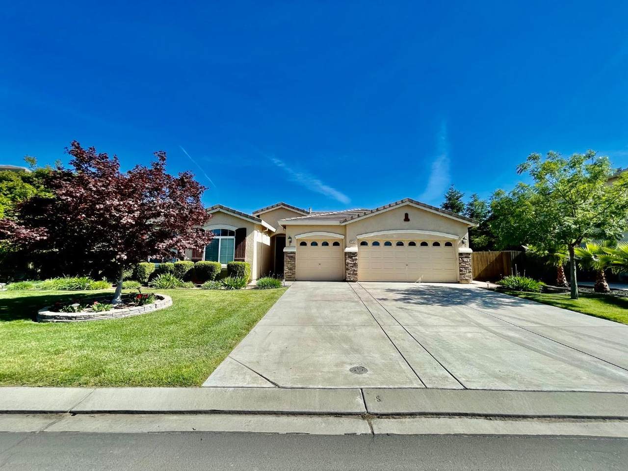 9350 Hillsborough Way - Photo 1