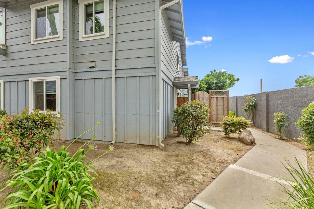3188 Groth Ct - Photo 1