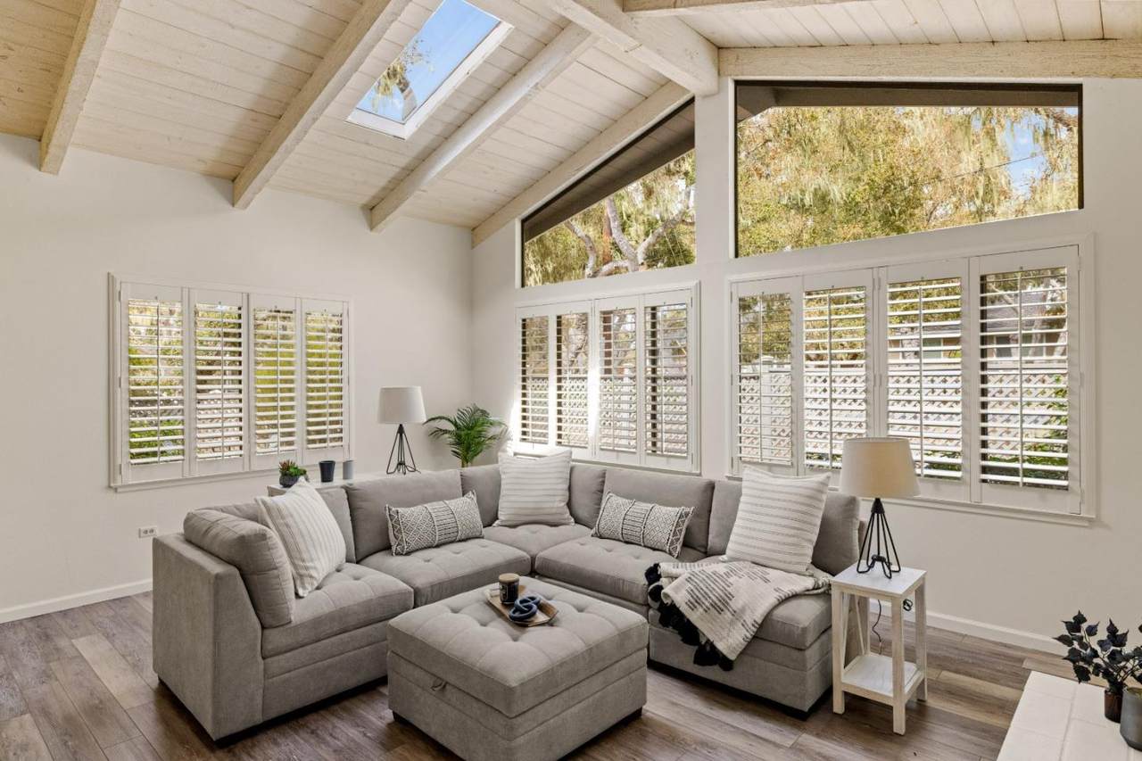 1116 Presidio Rd - Photo 1