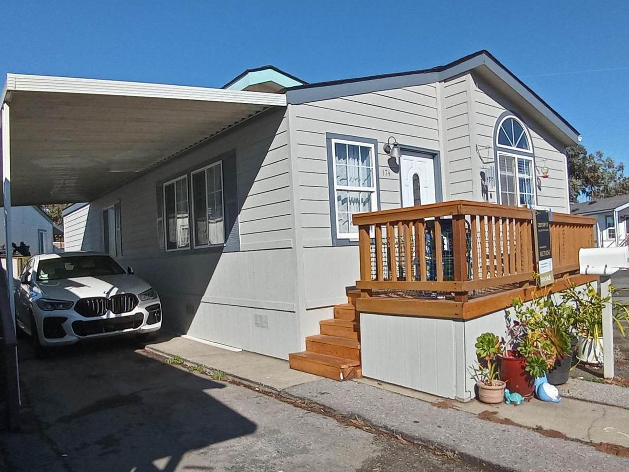 3015 Bayshore Rd 174 - Photo 1