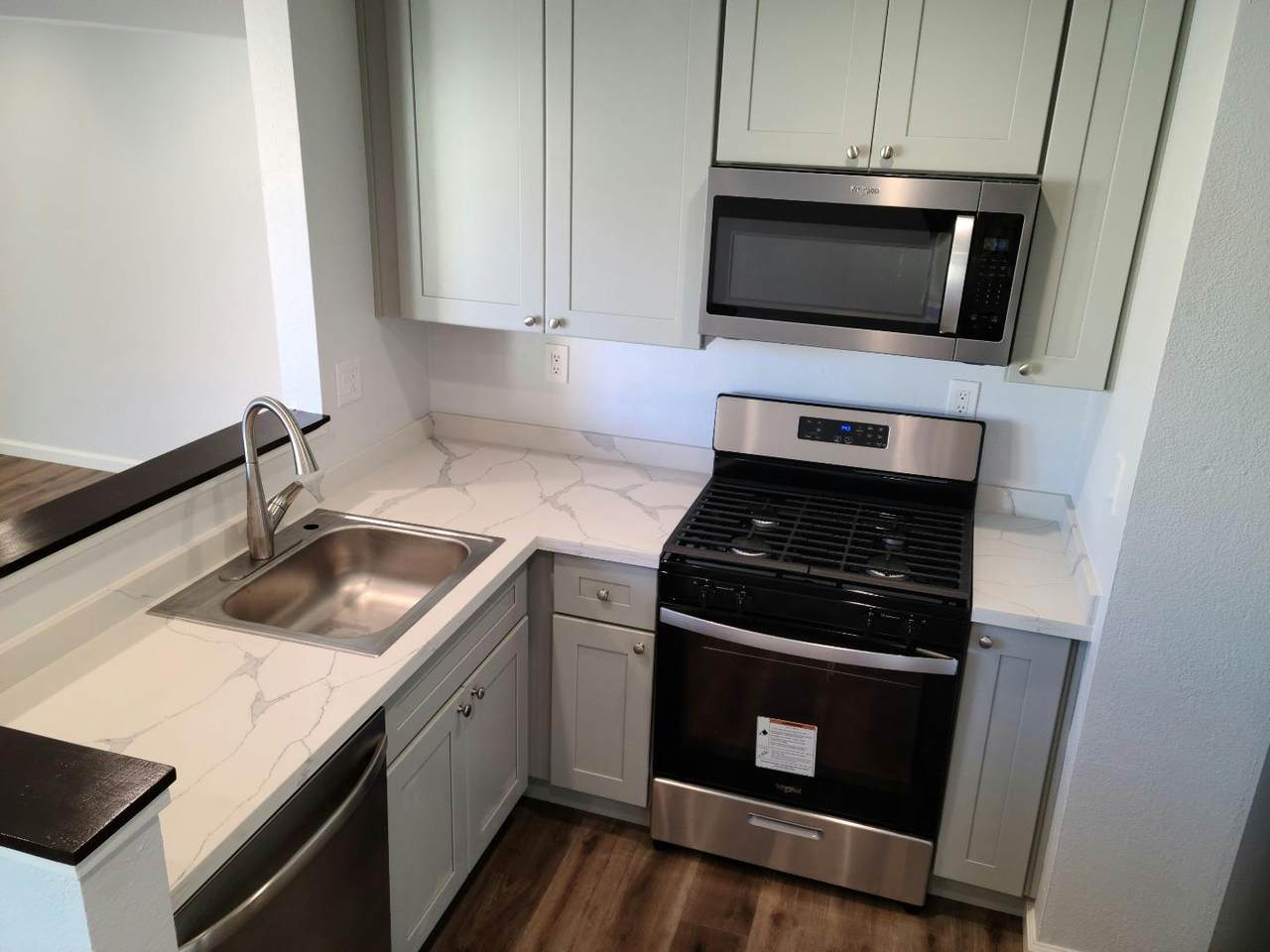 2362 Main St 6 - Photo 1