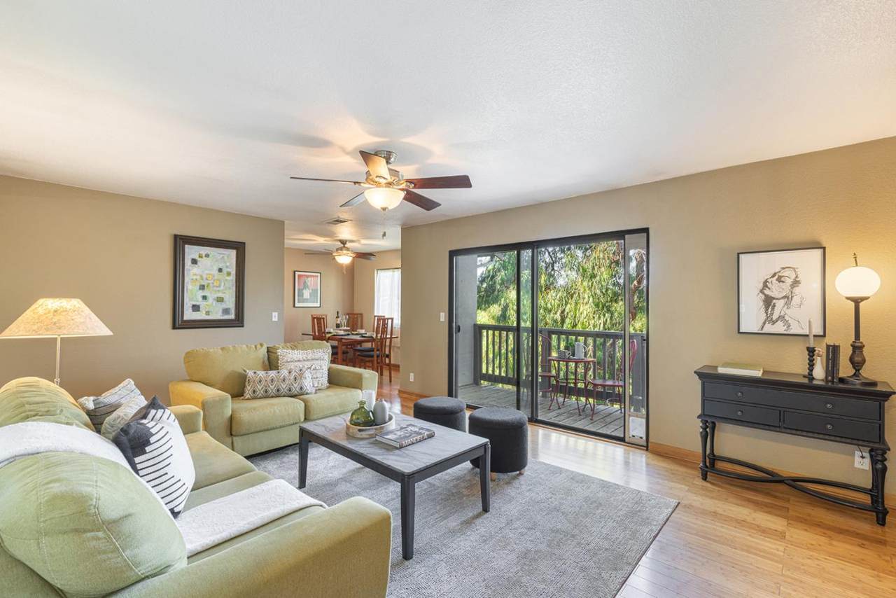 900 Cambridge Dr 56 - Photo 1