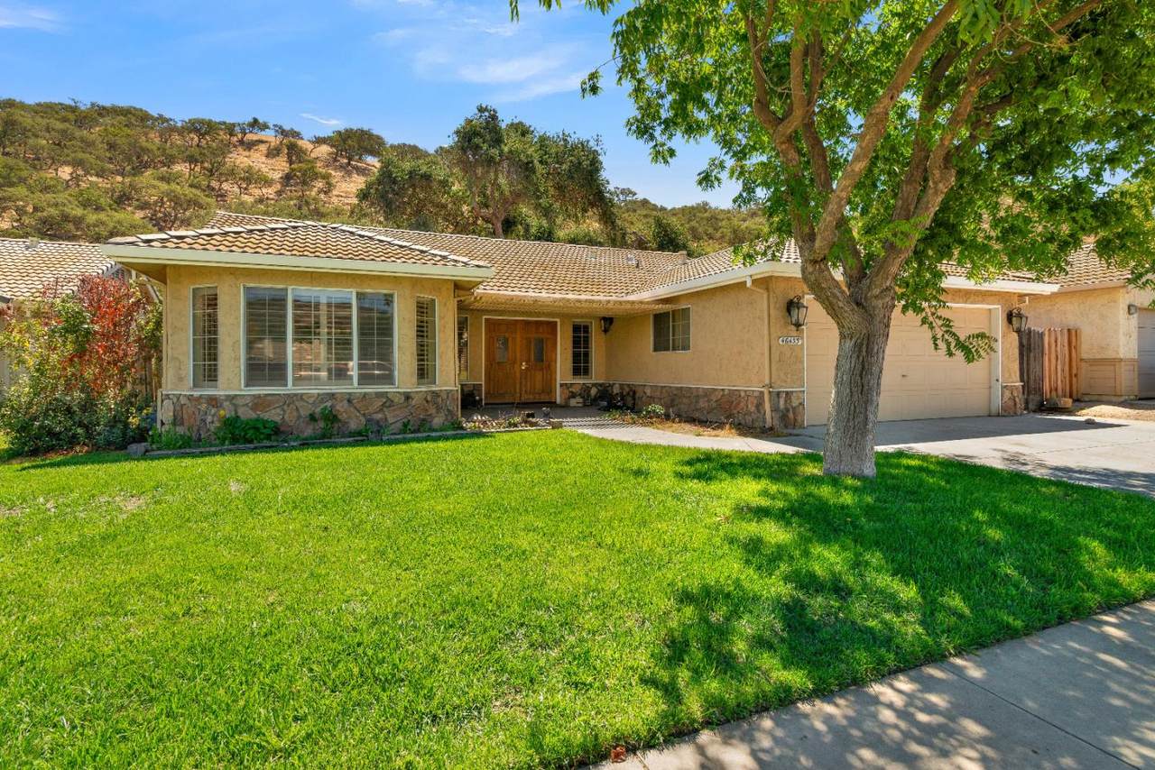 46435 Pine Meadow Pl - Photo 1