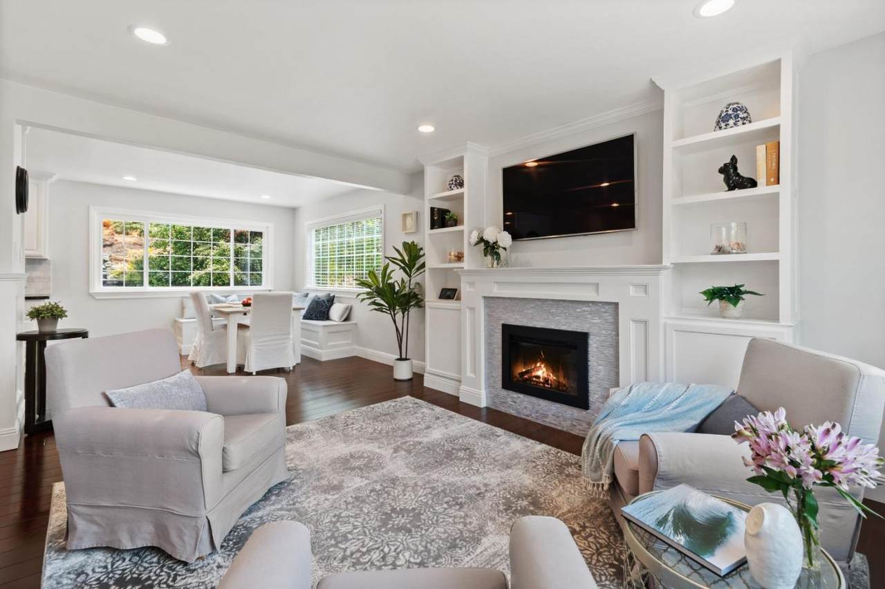 330 Avenue Portola - Photo 1