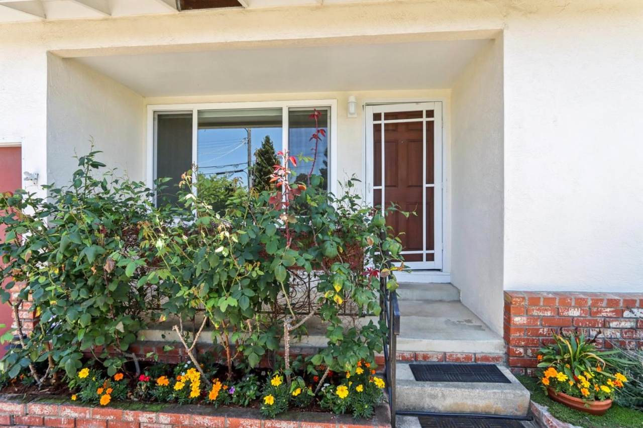 3263 Kelly St - Photo 1