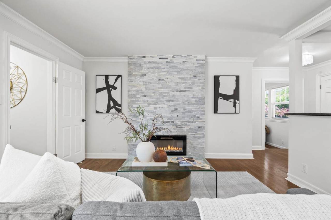 15670 Woodard Rd - Photo 1