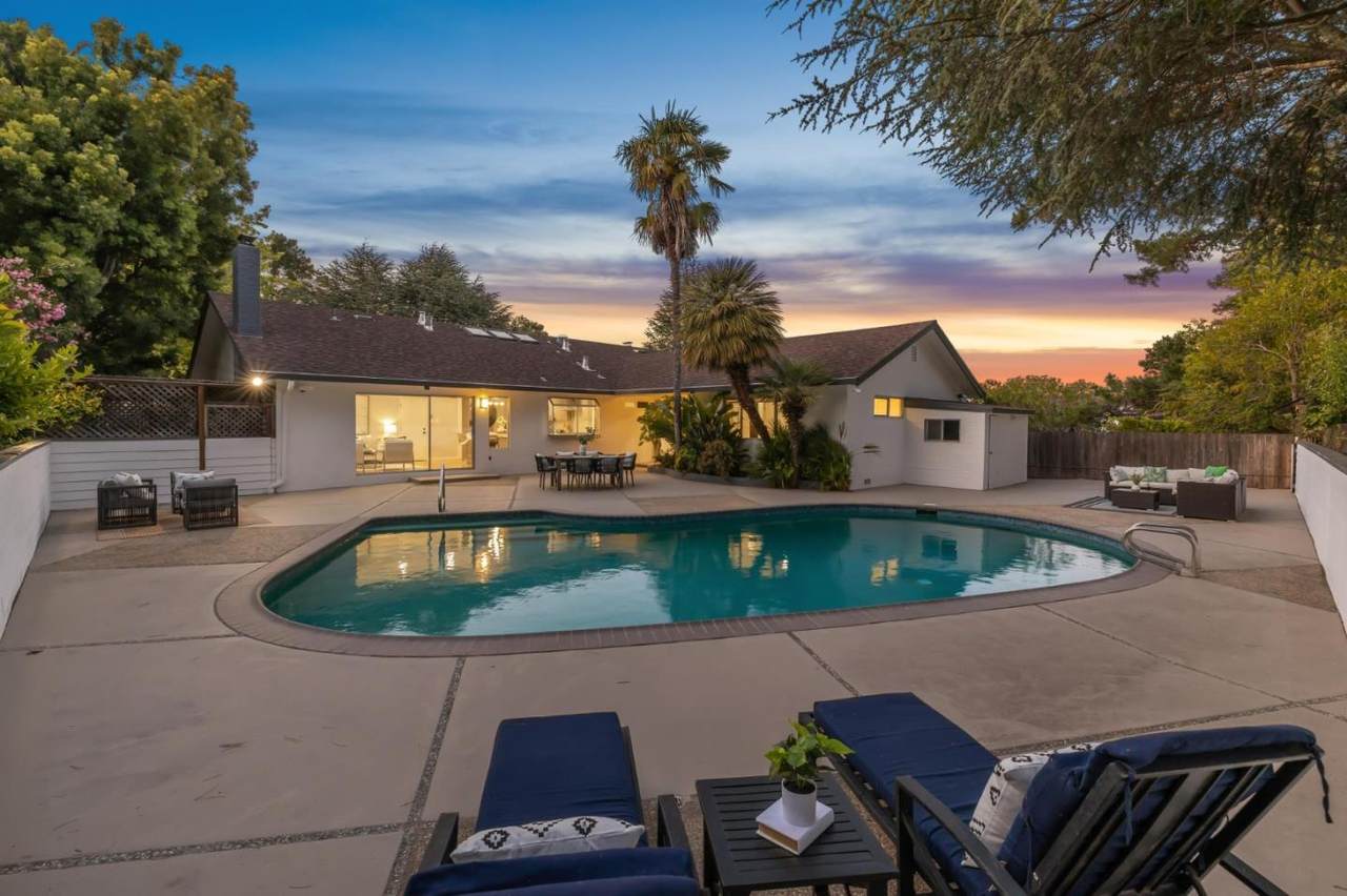 2985 Trousdale Dr - Photo 1